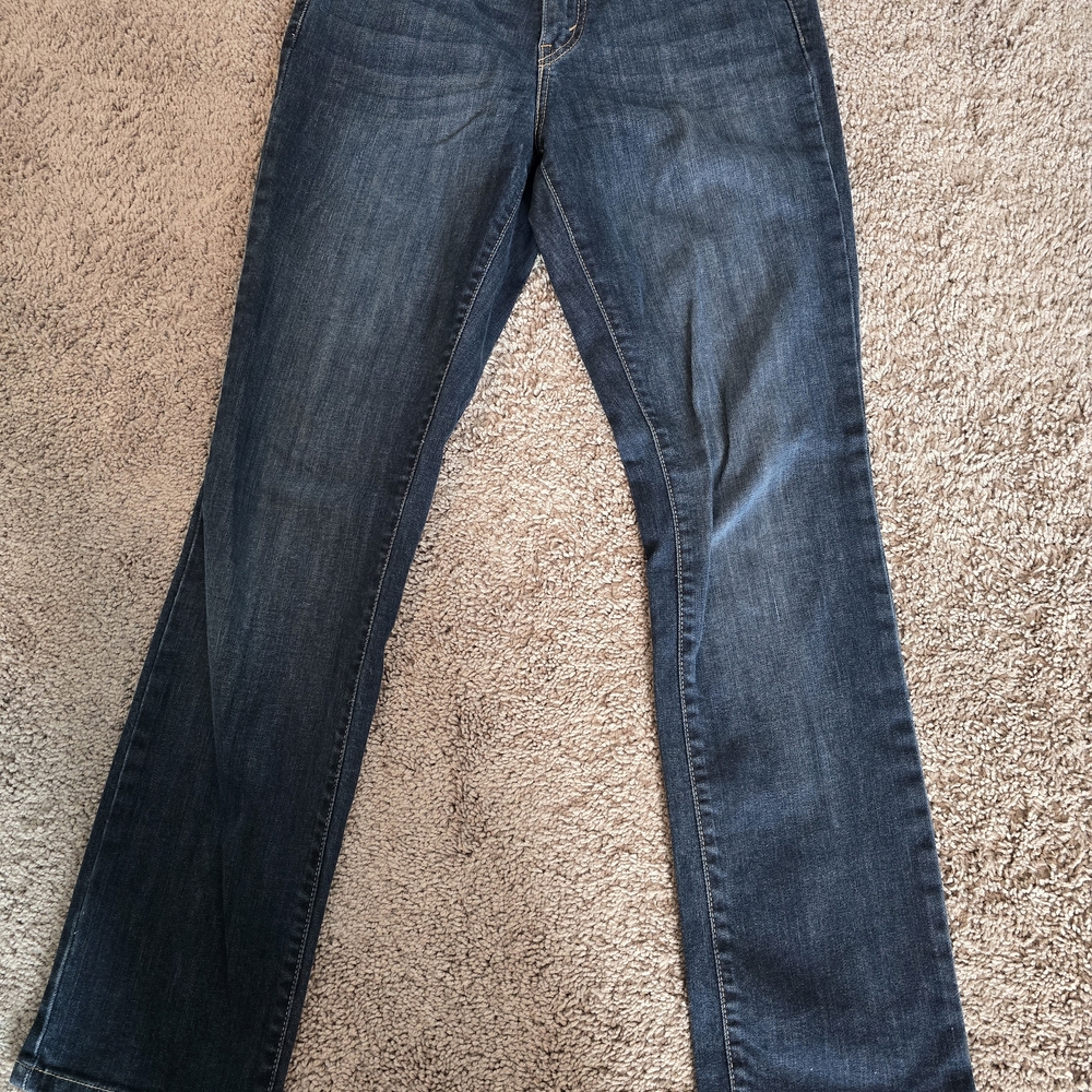 Levi's Classic Indigo Straight Leg Women's Jeans